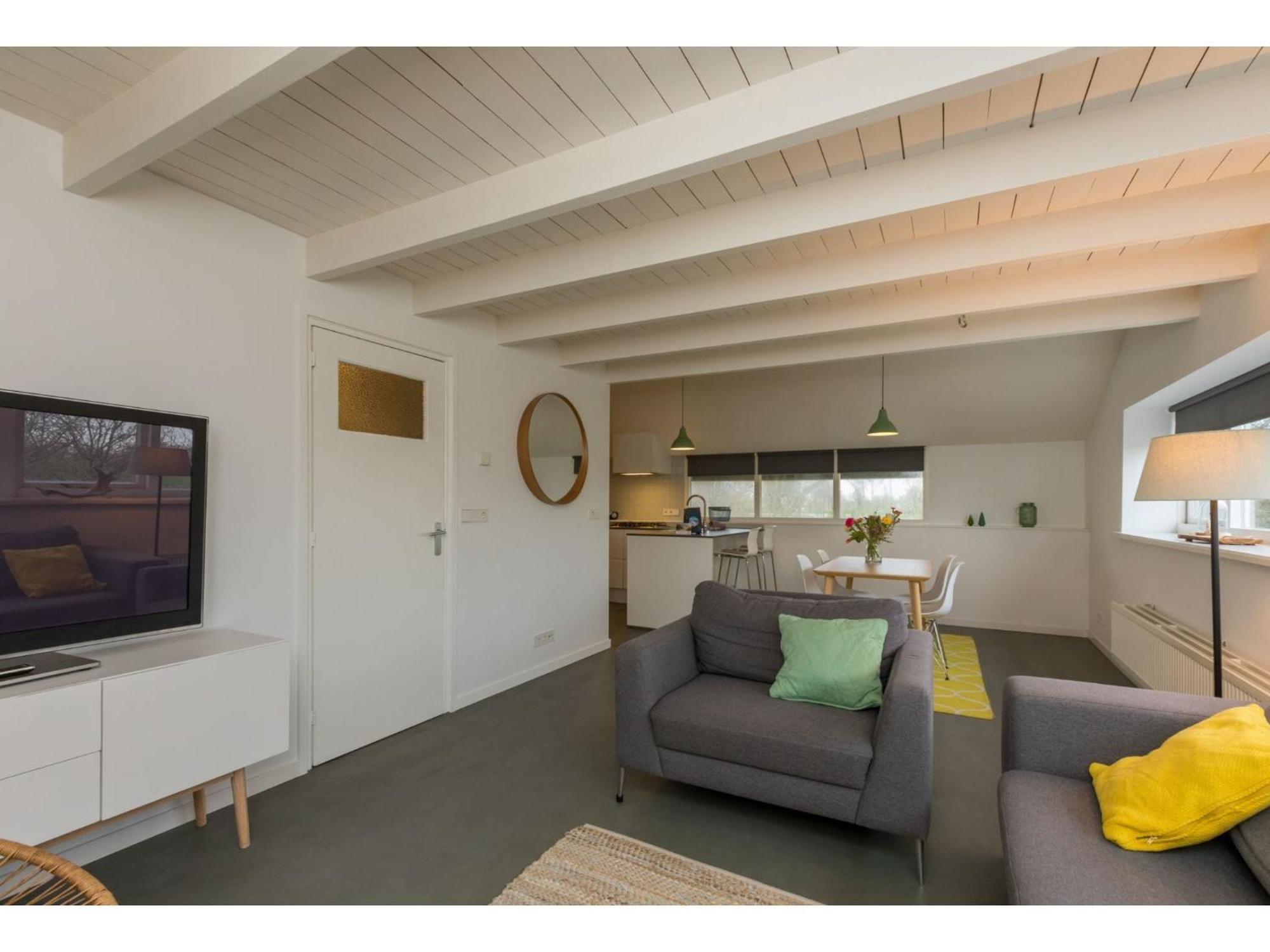 Superb Apartment Near The Beach In Vrouwenpolder Eksteriør billede